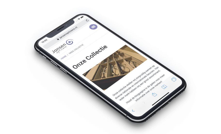 Weergave van de optiek website op een iPhone X